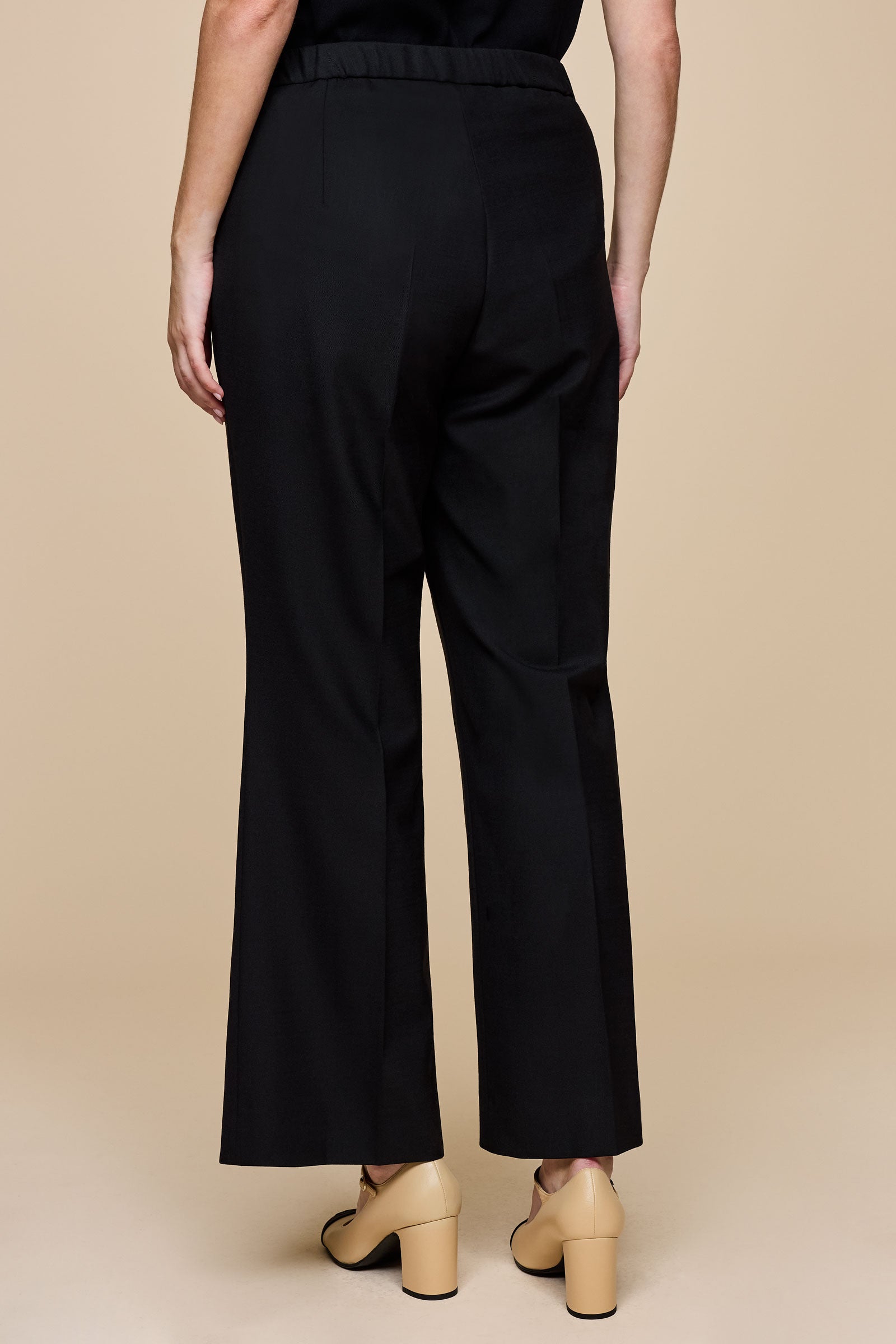 Plus-size black trousers THE HOUR