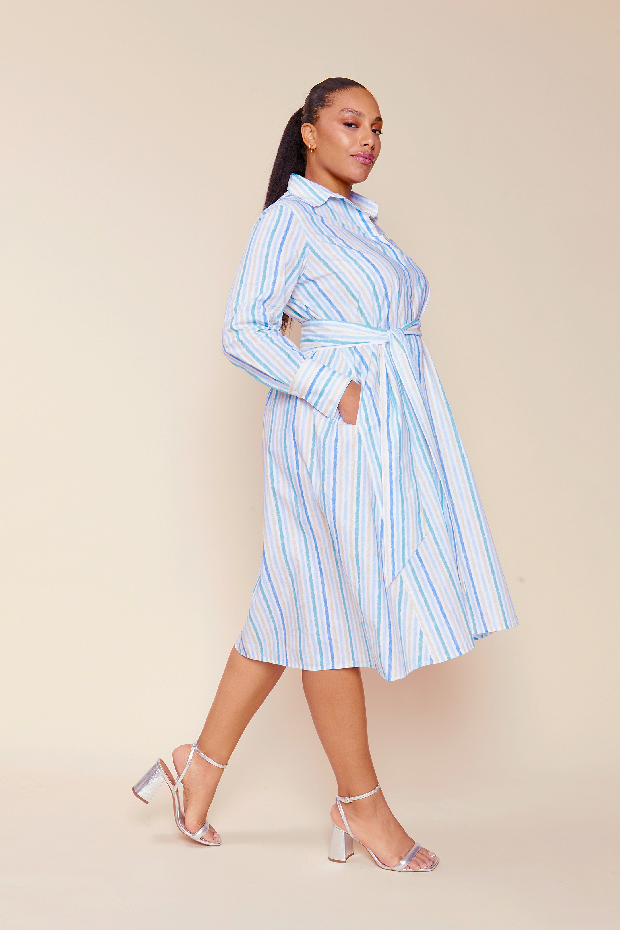 Plus-size Striped Cotton-poplin Shirt Dress  is made from luxurious Italian cotton poplin in A-line. The Hour