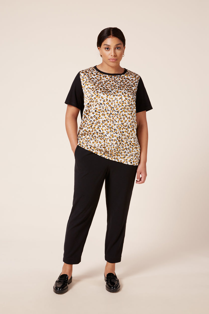 Animal Print Plus-size T-shirt THE HOUR