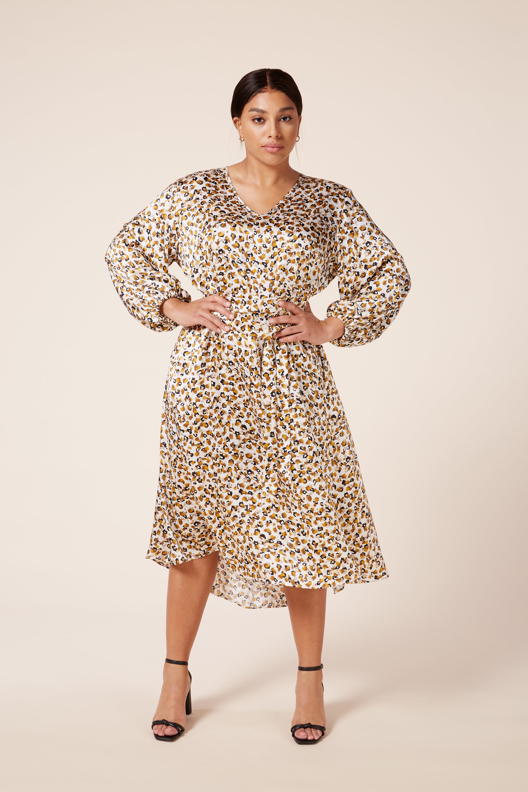 Animal-Print-Satin-Plus-size-V-neck-Midi-Dress-THE-HOUR
