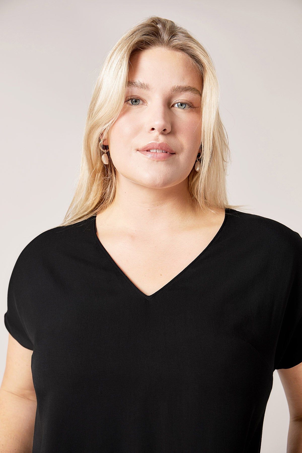THE HOUR Tencel Black Plus Size Dress